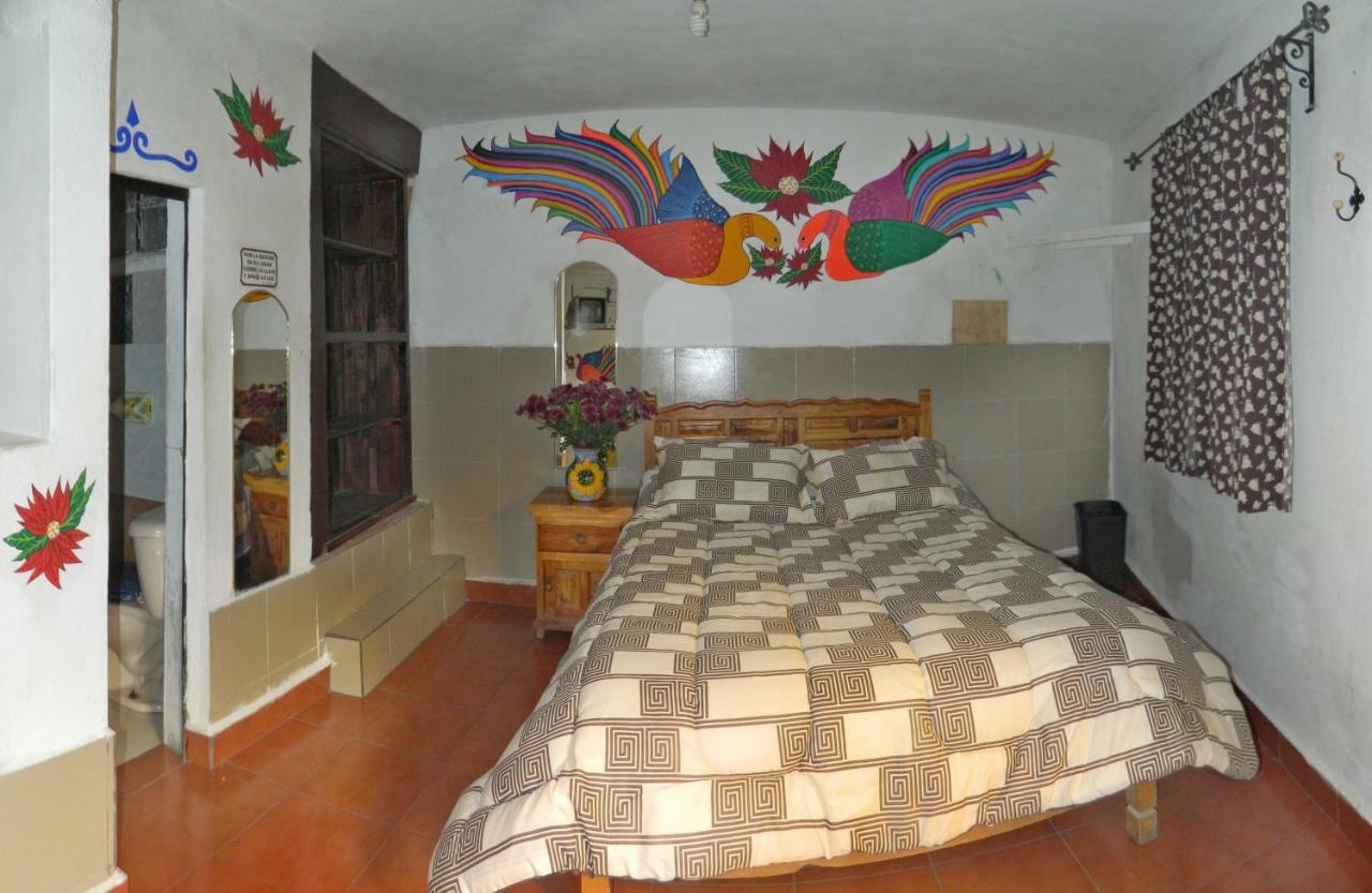 Posada Joan Sebastian Taxco de Alarcon Exterior foto